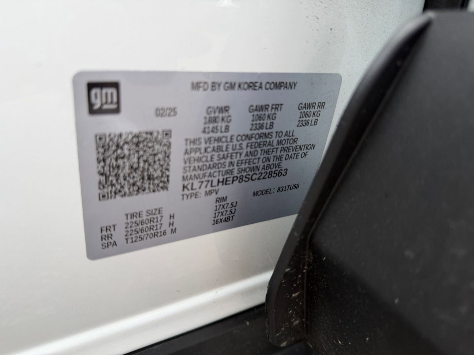 Used 2025 Chevrolet Trax LT image 27