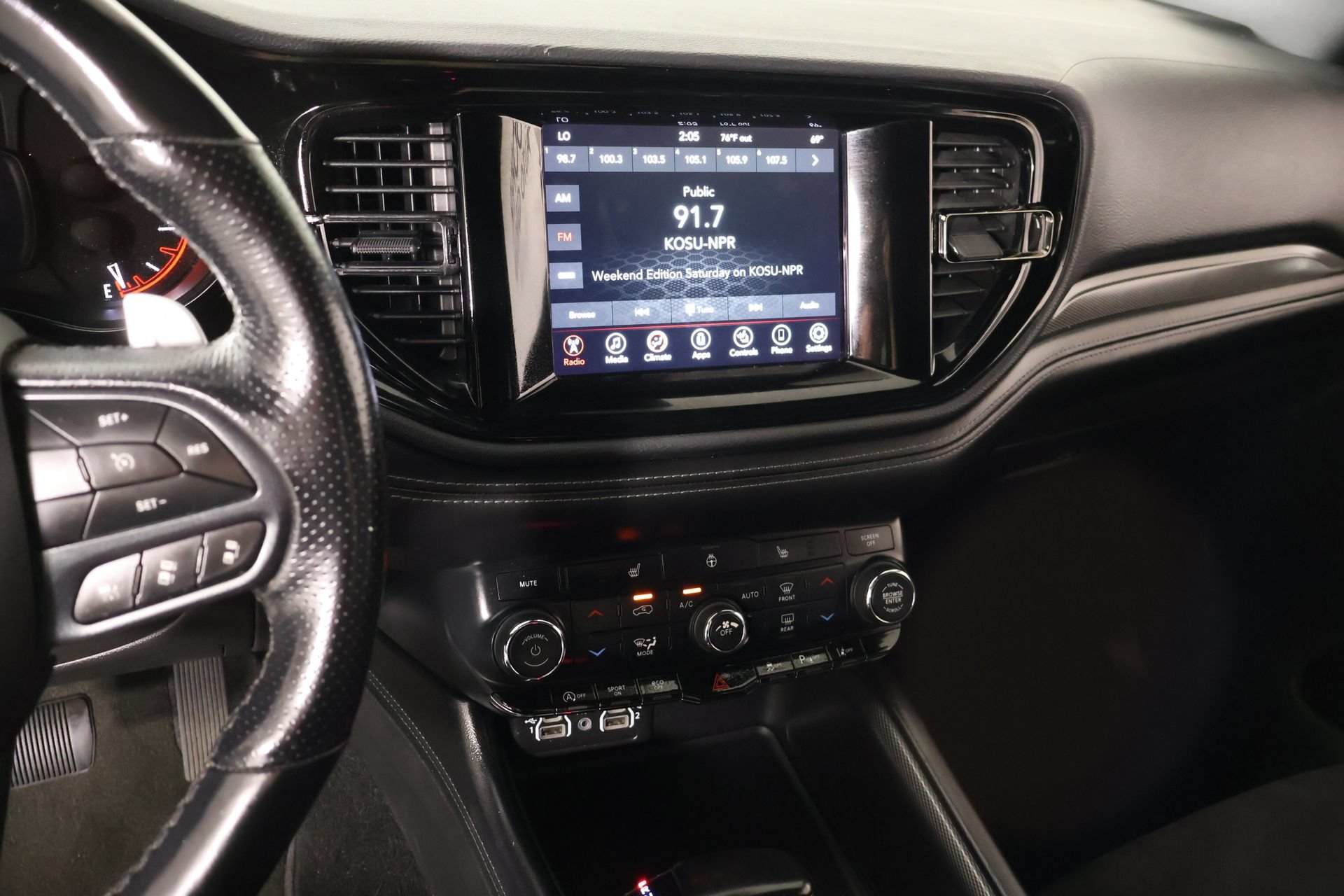 Used 2022 Dodge Durango GT RWD image 5