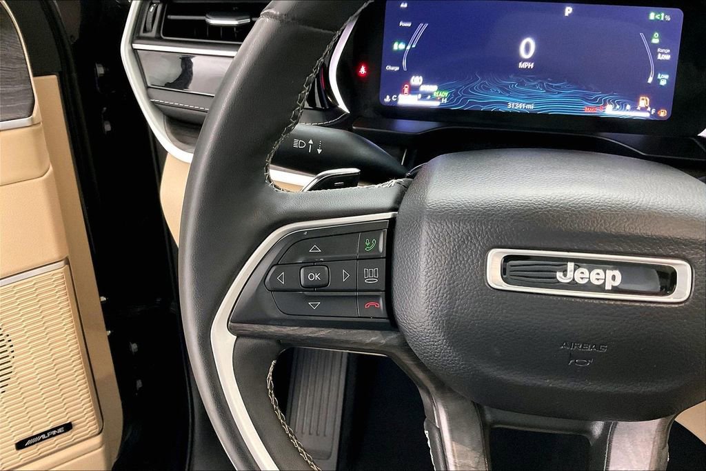 Used 2022 Jeep Grand Cherokee Limited 4xe image 11