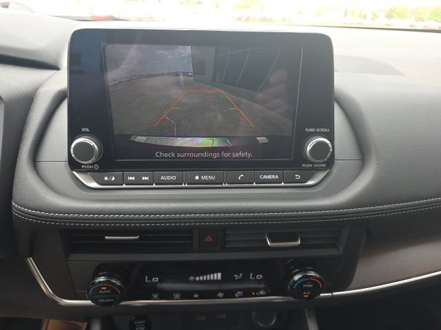 Used 2026 Nissan Rogue SV FWD image 23