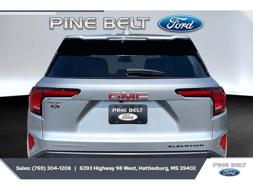 Used 2025 GMC Terrain Elevation FWD image 4