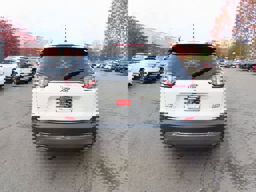 Used 2021 Jeep Cherokee Limited image 5