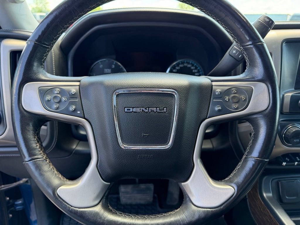 Used 2017 GMC Sierra 2500 Denali w/ Duramax Plus Package AWD/4WD image 19