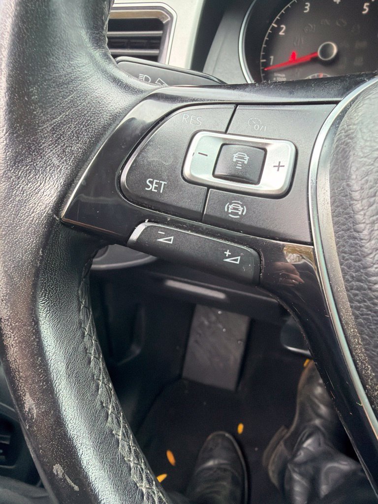Used 2019 Volkswagen Atlas SEL AWD/4WD image 18
