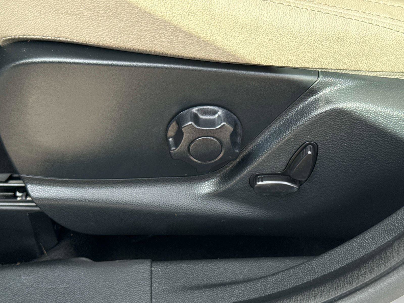 Used 2021 Ford EcoSport Titanium w/ Interior Protection Package FWD image 18