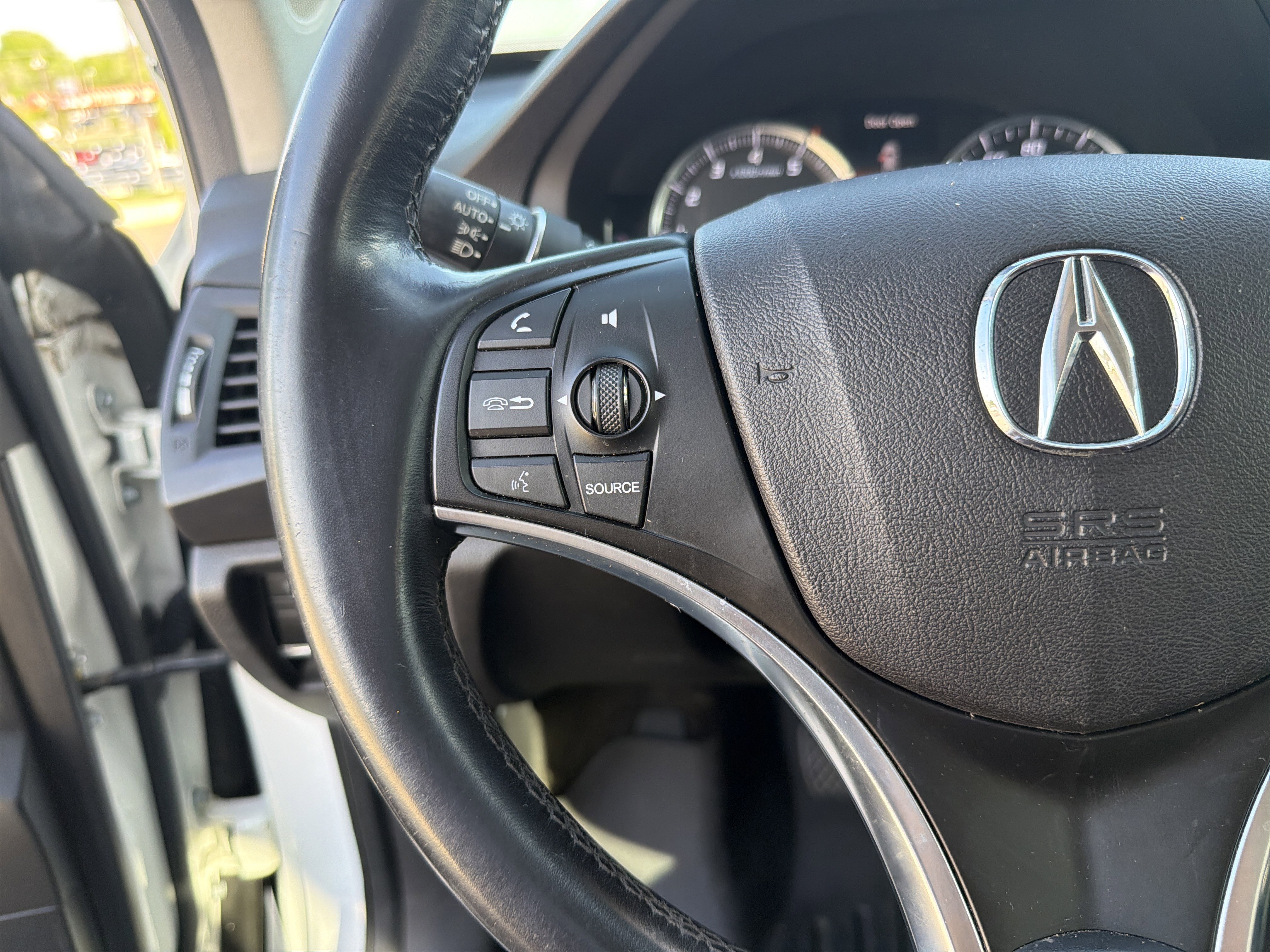 Certified 2017 Acura MDX SH-AWD w/ Technology Package image 23
