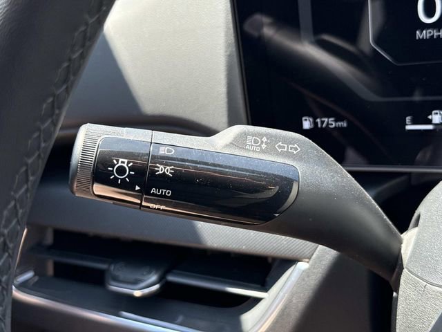 Used 2025 Kia K4 EX FWD image 26