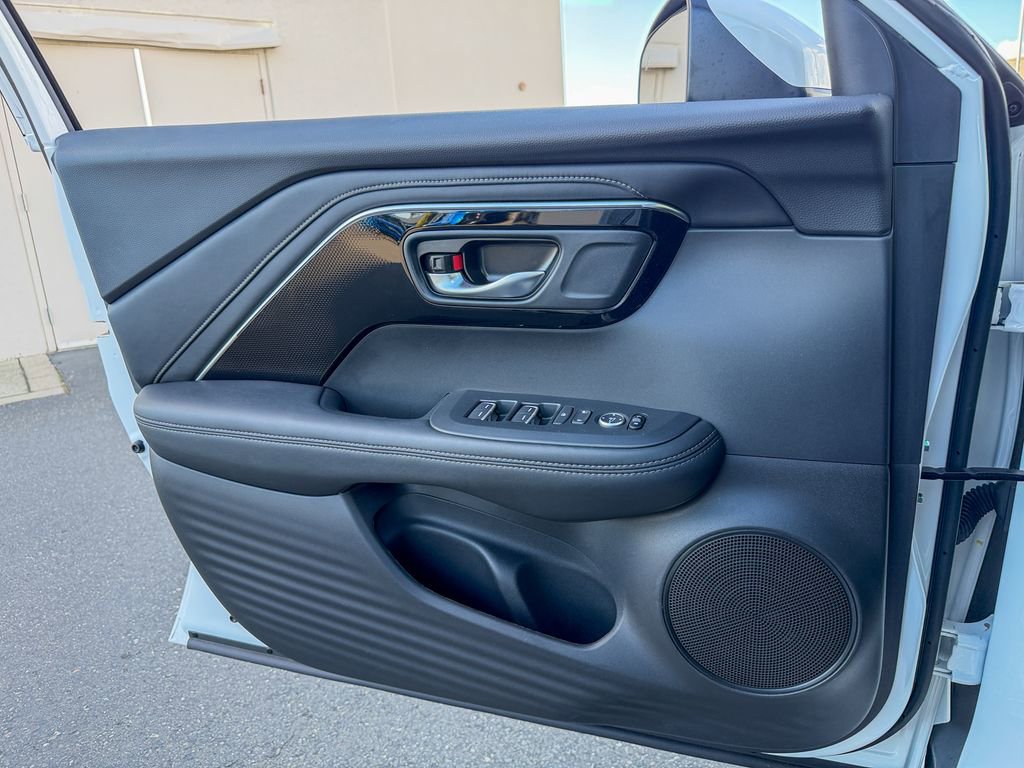 Certified 2025 Acura ADX AWD image 12