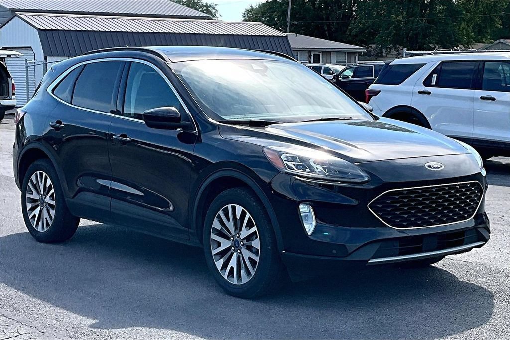 Used 2022 Ford Escape Titanium
