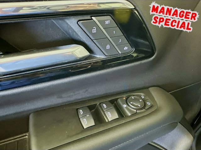 Used 2025 Chevrolet Tahoe LT RWD image 20
