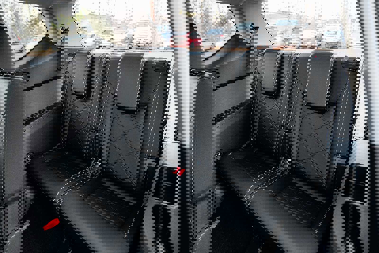 Used 2025 Volkswagen Atlas SE image 10