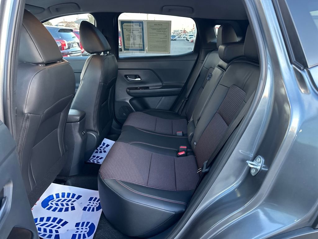 Used 2026 Nissan Kicks SR w/ Cold Weather Package image 16