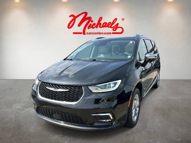 Used 2021 Chrysler Pacifica Limited AWD/4WD image 6