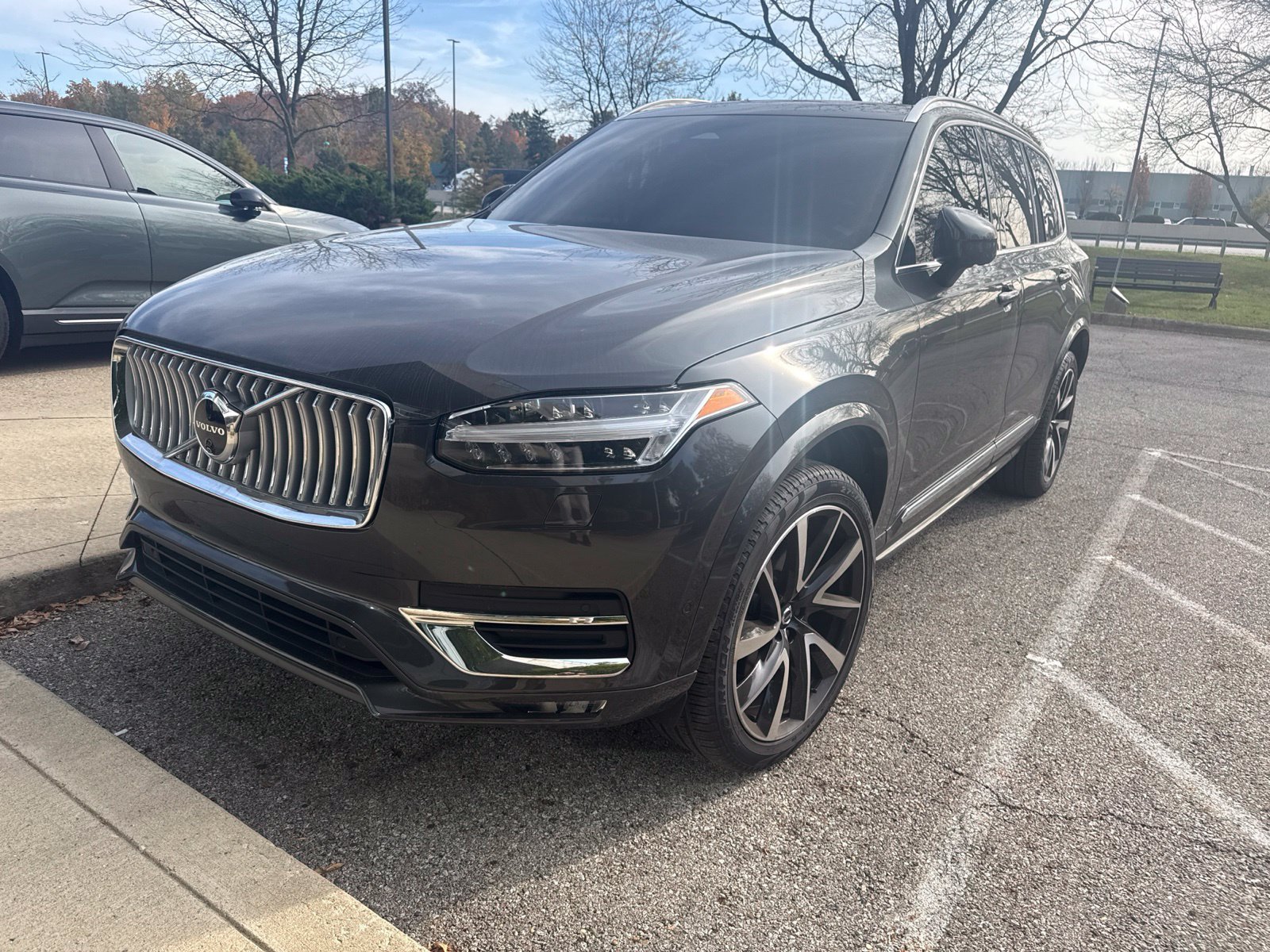 Used 2024 Volvo XC90 B6 Plus w/ Protection Package Premier AWD/4WD image 1