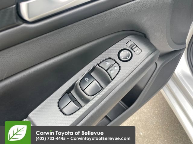 Used 2024 Nissan Altima 2.5 SV image 19