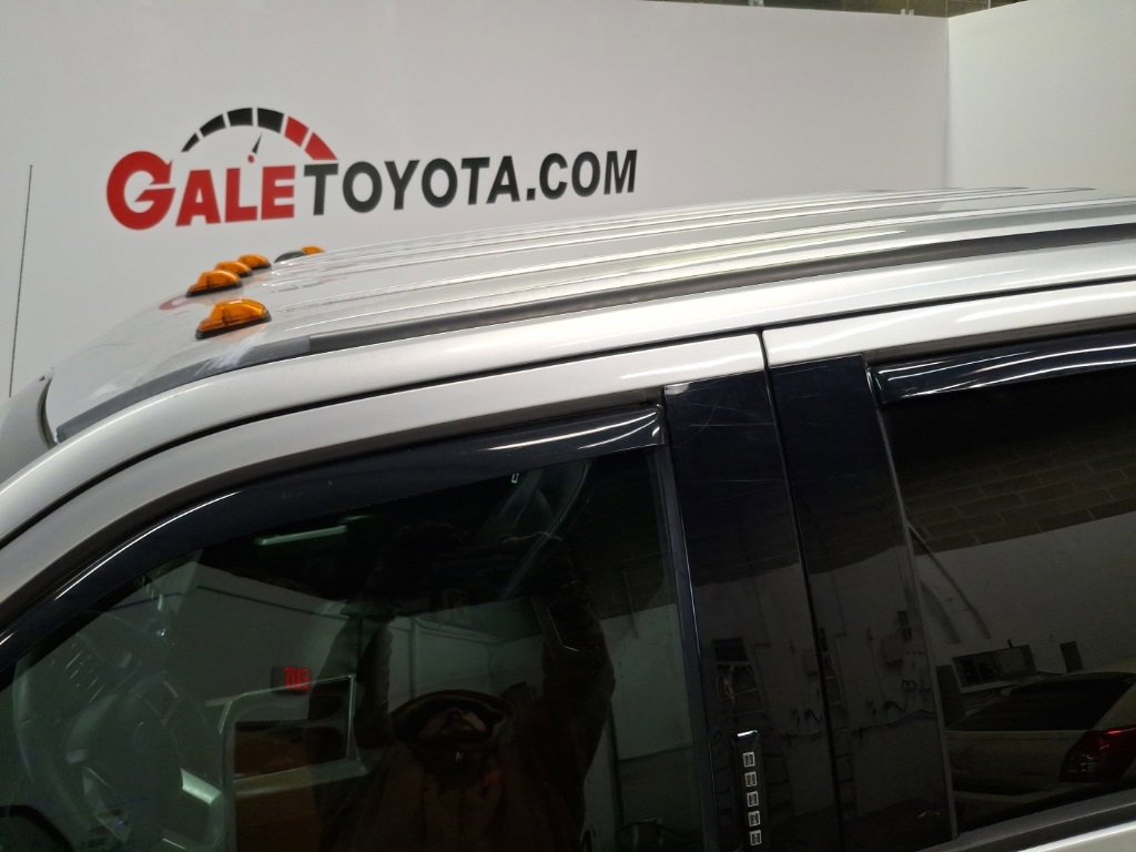 Used 2017 Ford F250 Lariat w/ Lariat Value Package image 6