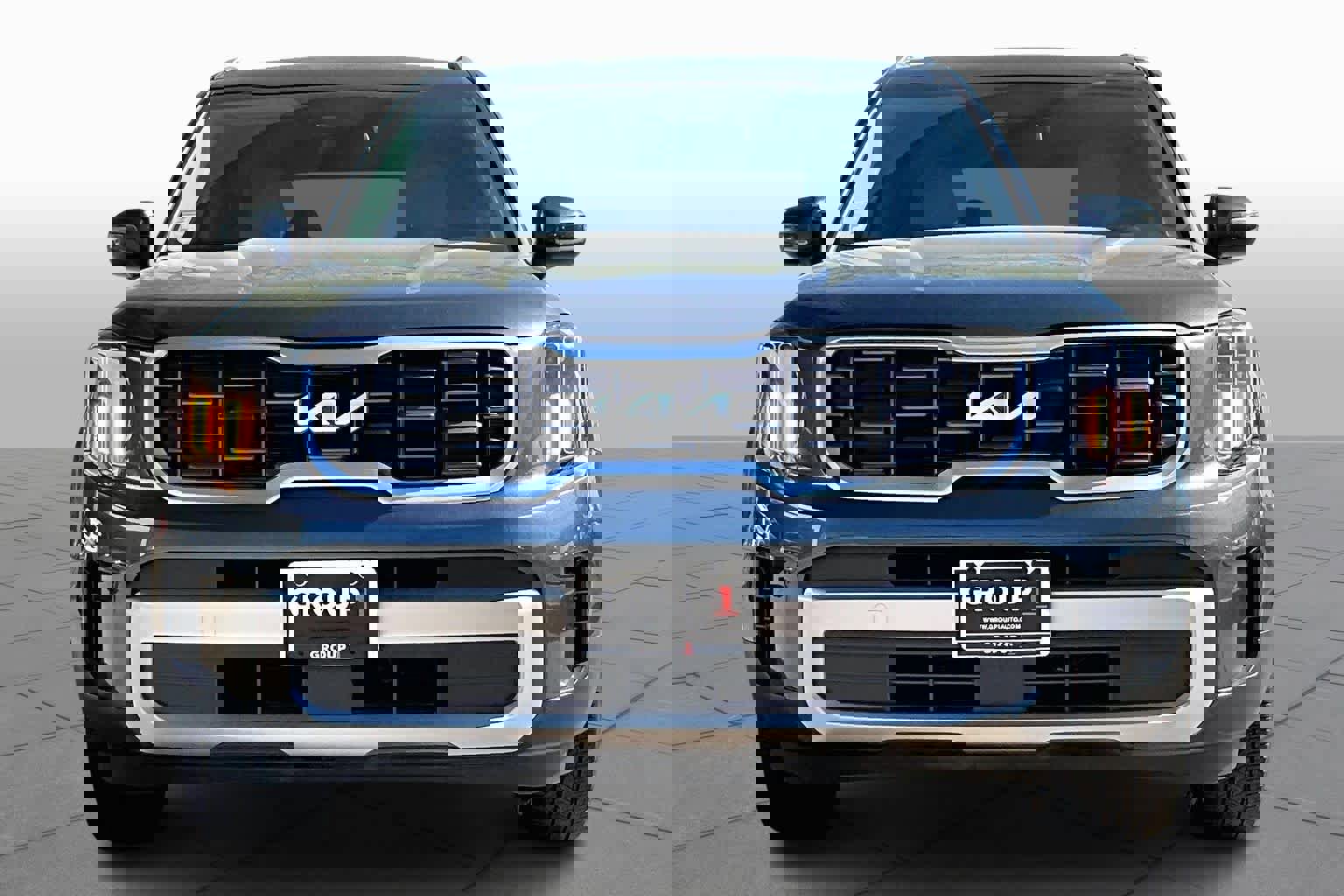 Used 2024 Kia Telluride S image 4