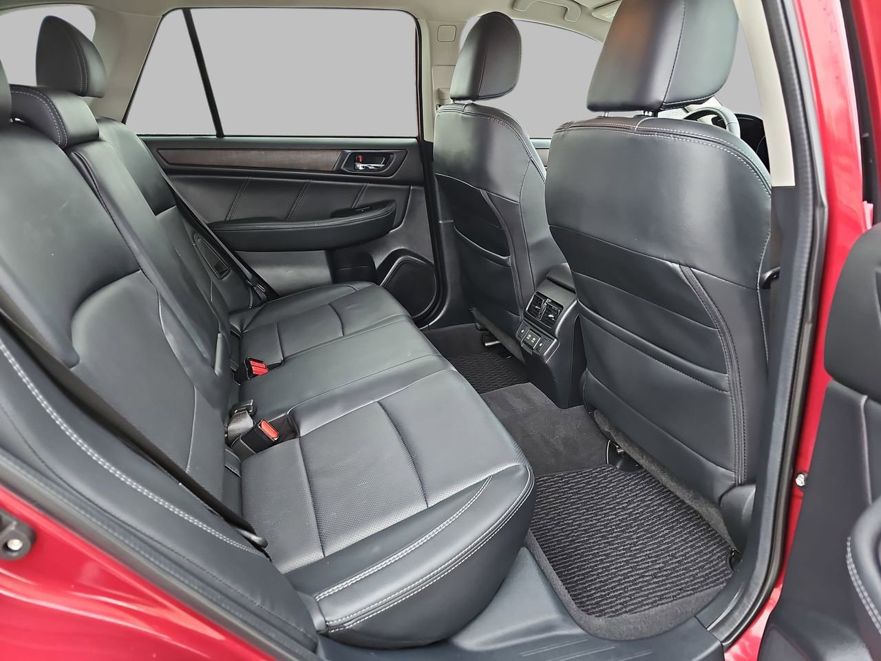 Used 2019 Subaru Outback 2.5i Limited image 14