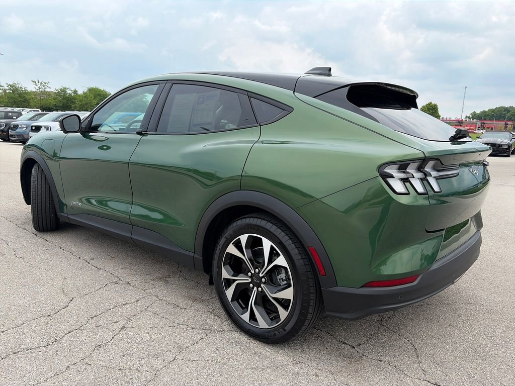 Used 2025 Ford Mustang Mach-E Select w/ Comfort Package Lite AWD/4WD image 5