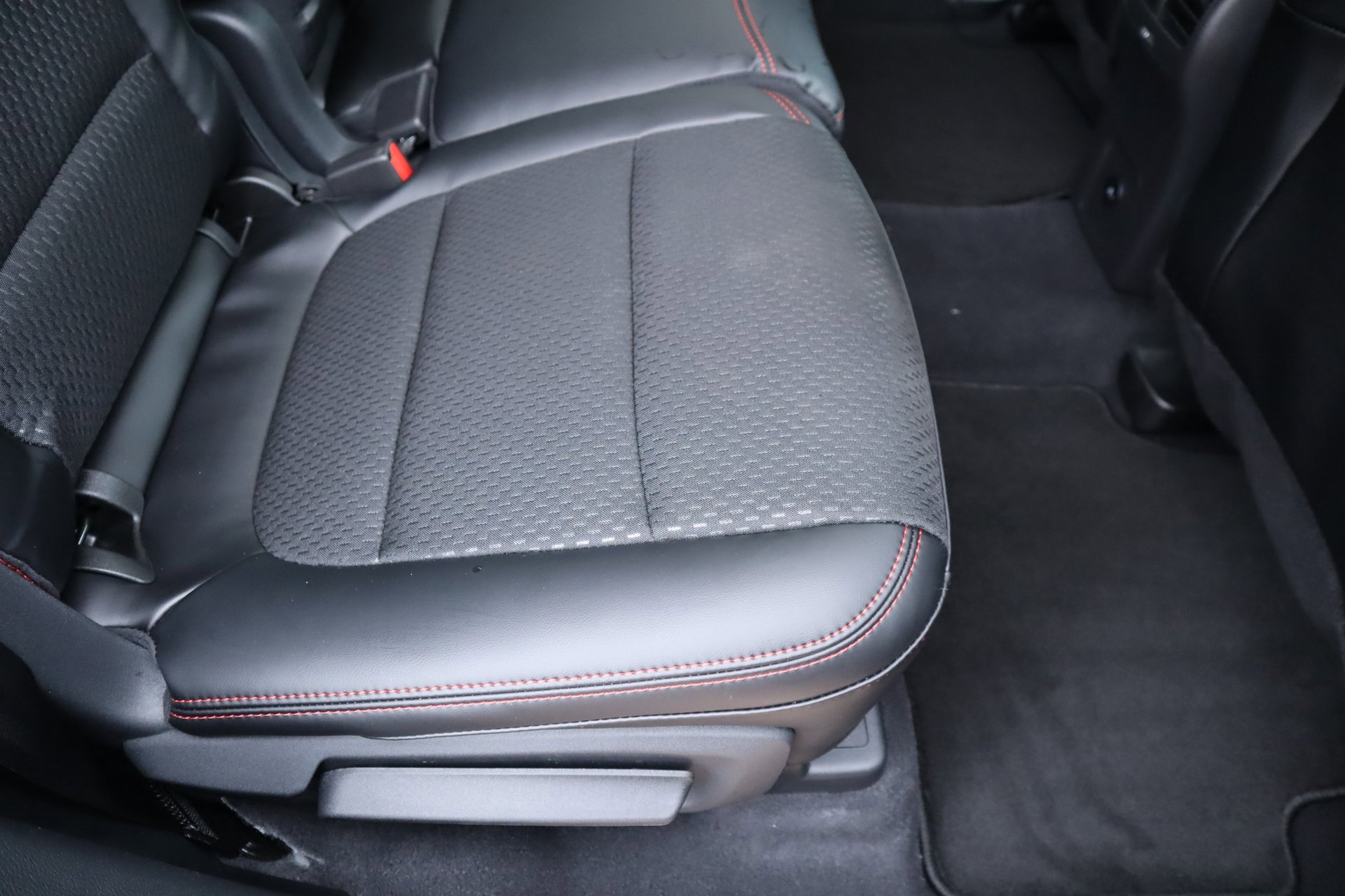 New 2026 Ford Escape ST-Line Select w/ Tech Pack #2 image 16