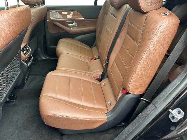Certified 2024 Mercedes-Benz GLS 450 4MATIC image 11