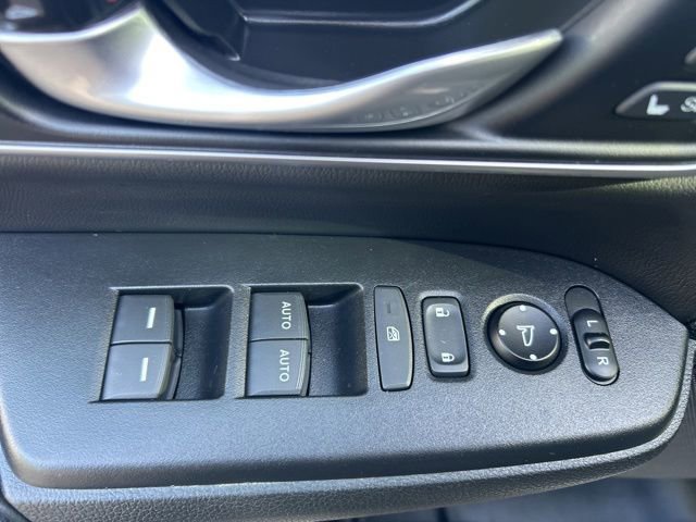 Used 2021 Honda CR-V EX-L image 19