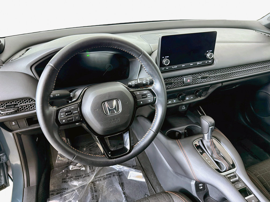 Used 2025 Honda HR-V Sport image 19