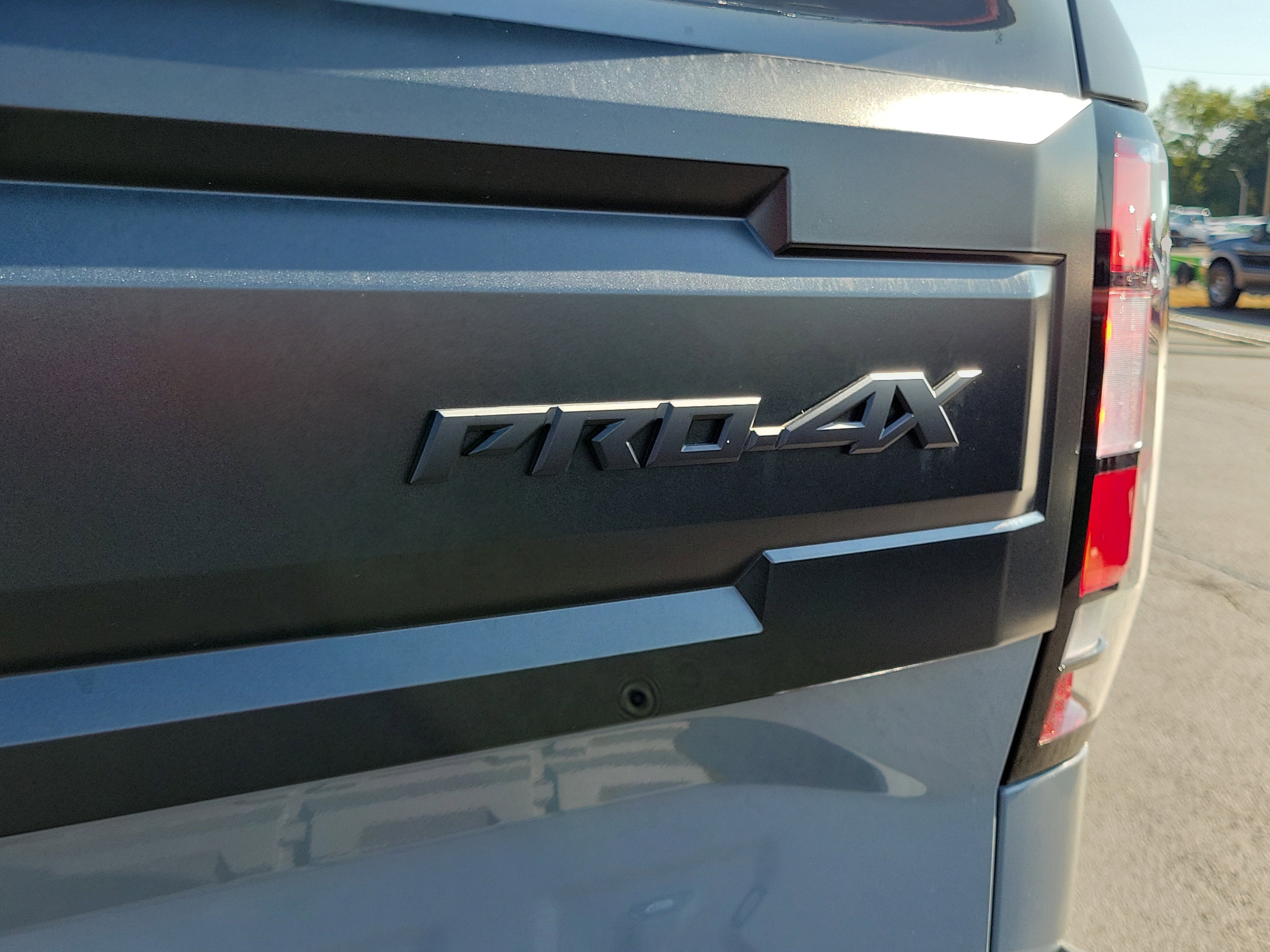 New 2025 Nissan Frontier PRO-4X AWD/4WD image 7