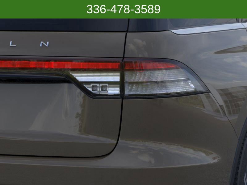 New 2025 Lincoln Aviator AWD w/ Equipment Group 101A image 21