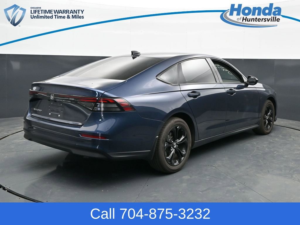 Certified 2025 Honda Accord SE image 8