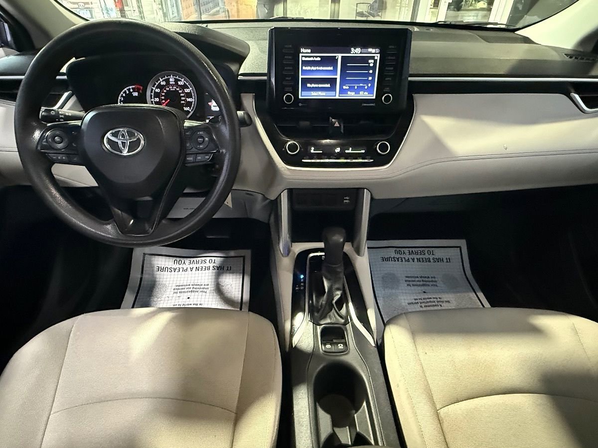 Used 2022 Toyota Corolla Cross L AWD/4WD image 30