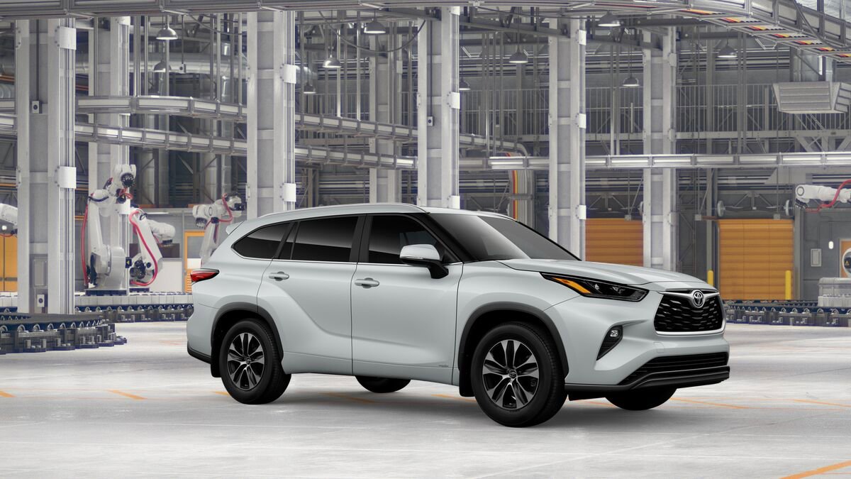 New 2026 Toyota Highlander XLE image 17