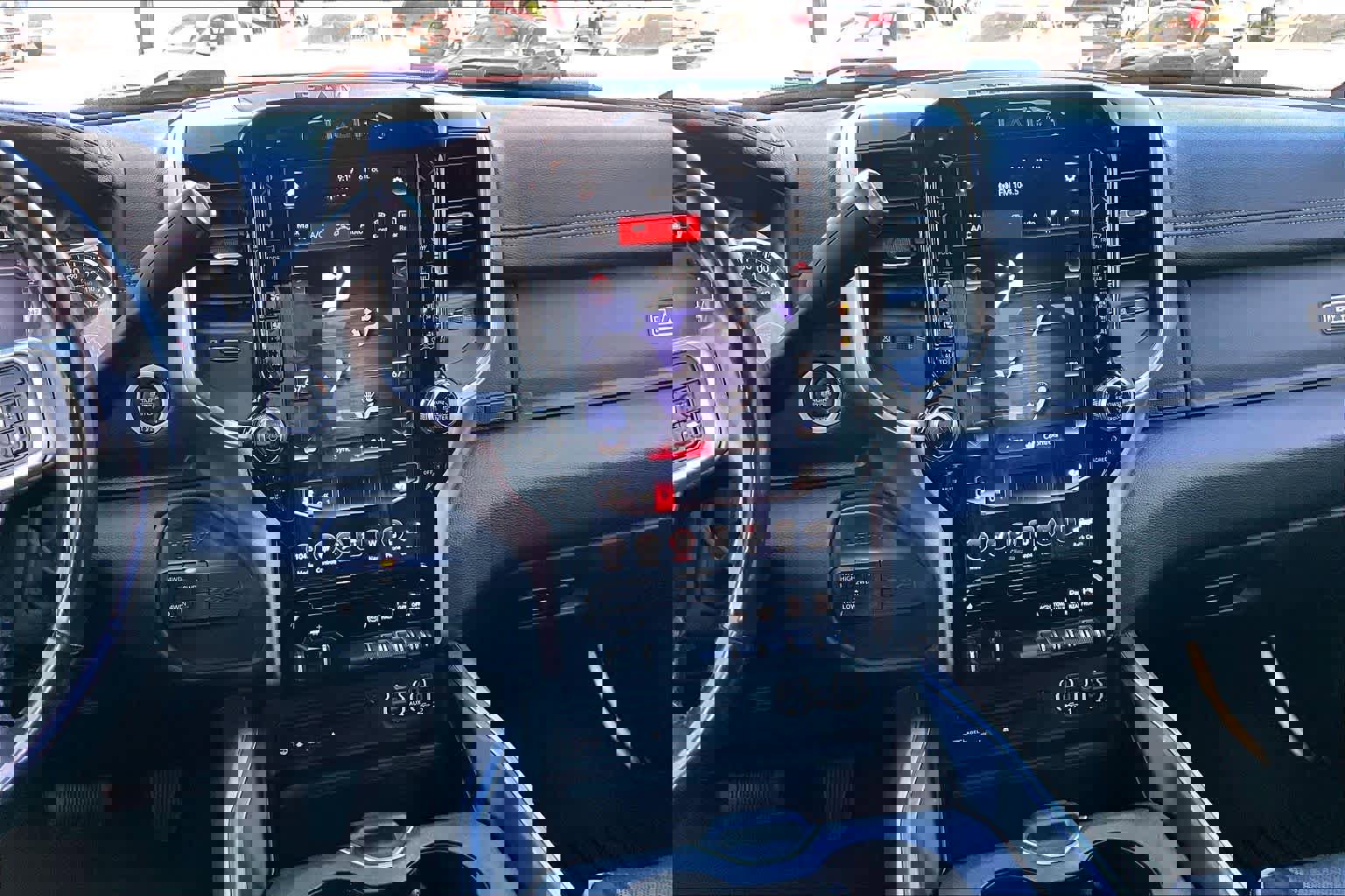 Used 2019 RAM 2500 Laramie AWD/4WD image 7