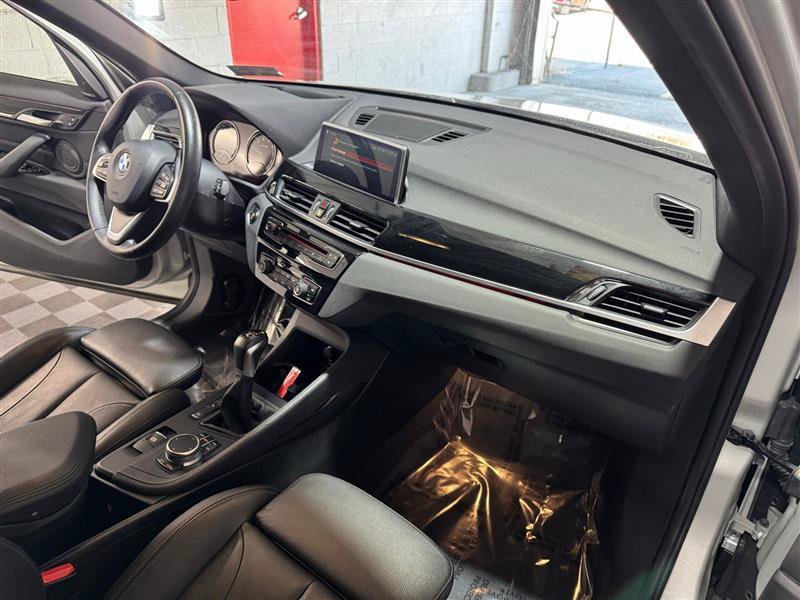Used 2019 BMW X1 xDrive28i w/ Convenience Package AWD/4WD image 17