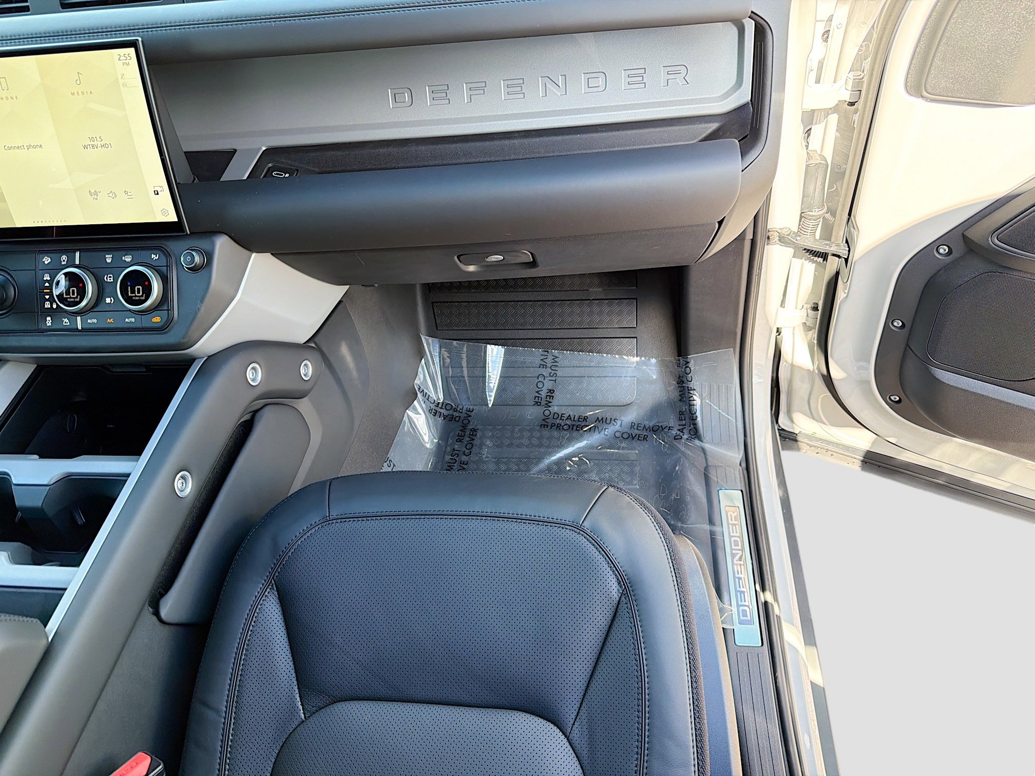 New 2026 Land Rover Defender 130 X image 18