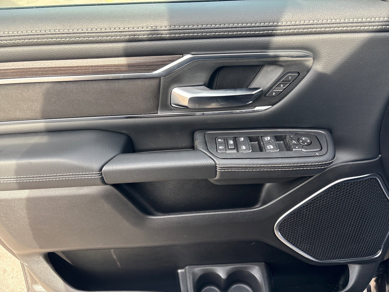 New 2026 RAM 1500 Laramie w/ Night Edition image 13