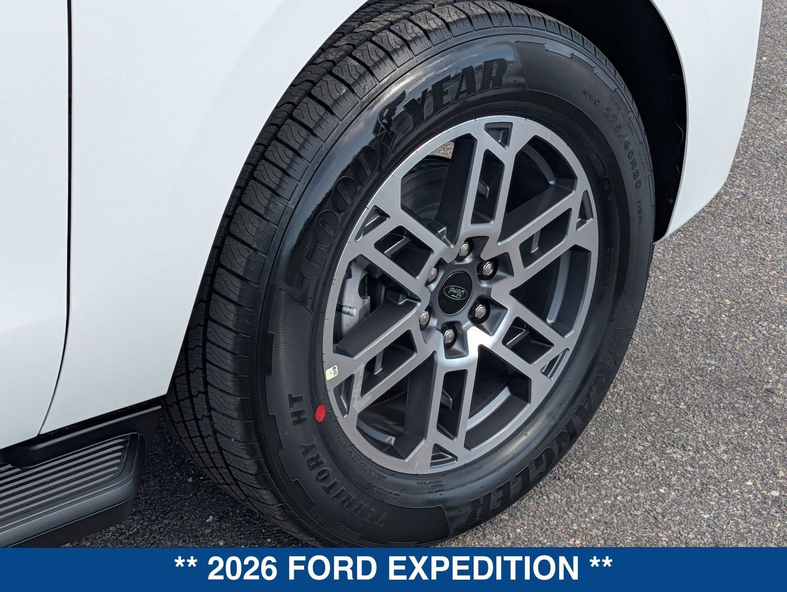 New 2026 Ford Expedition Active image 13