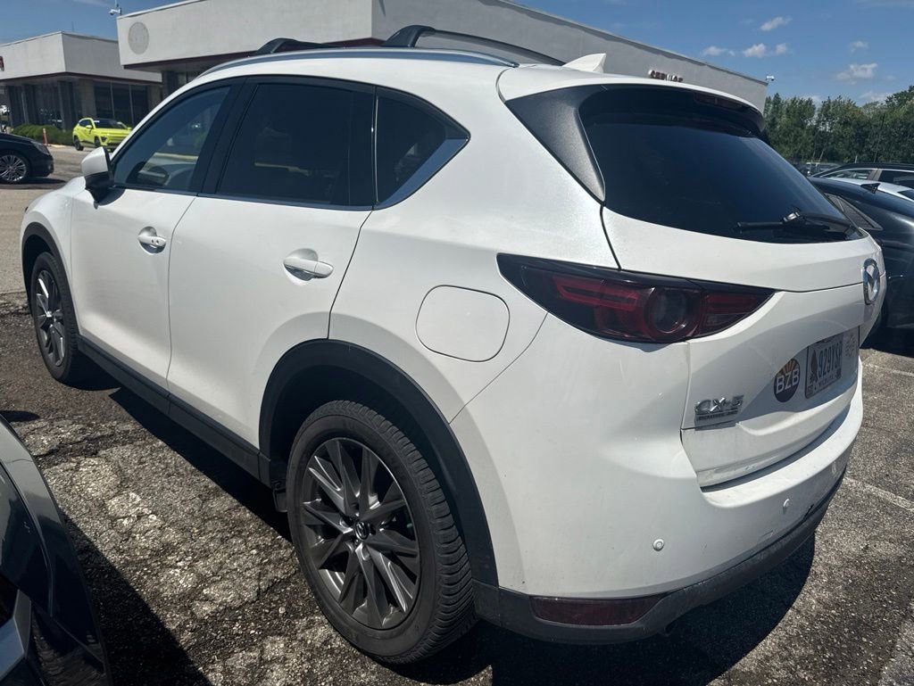 Used 2021 MAZDA CX-5 Signature AWD/4WD image 2