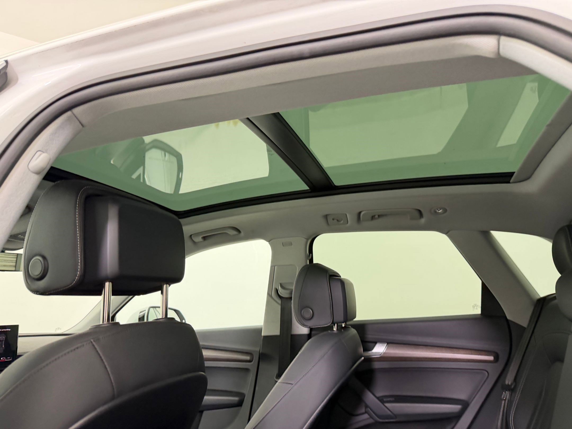 Used 2023 Audi Q5 2.0T Premium w/ Convenience Package image 26