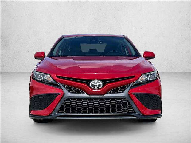 Used 2021 Toyota Camry SE FWD image 3