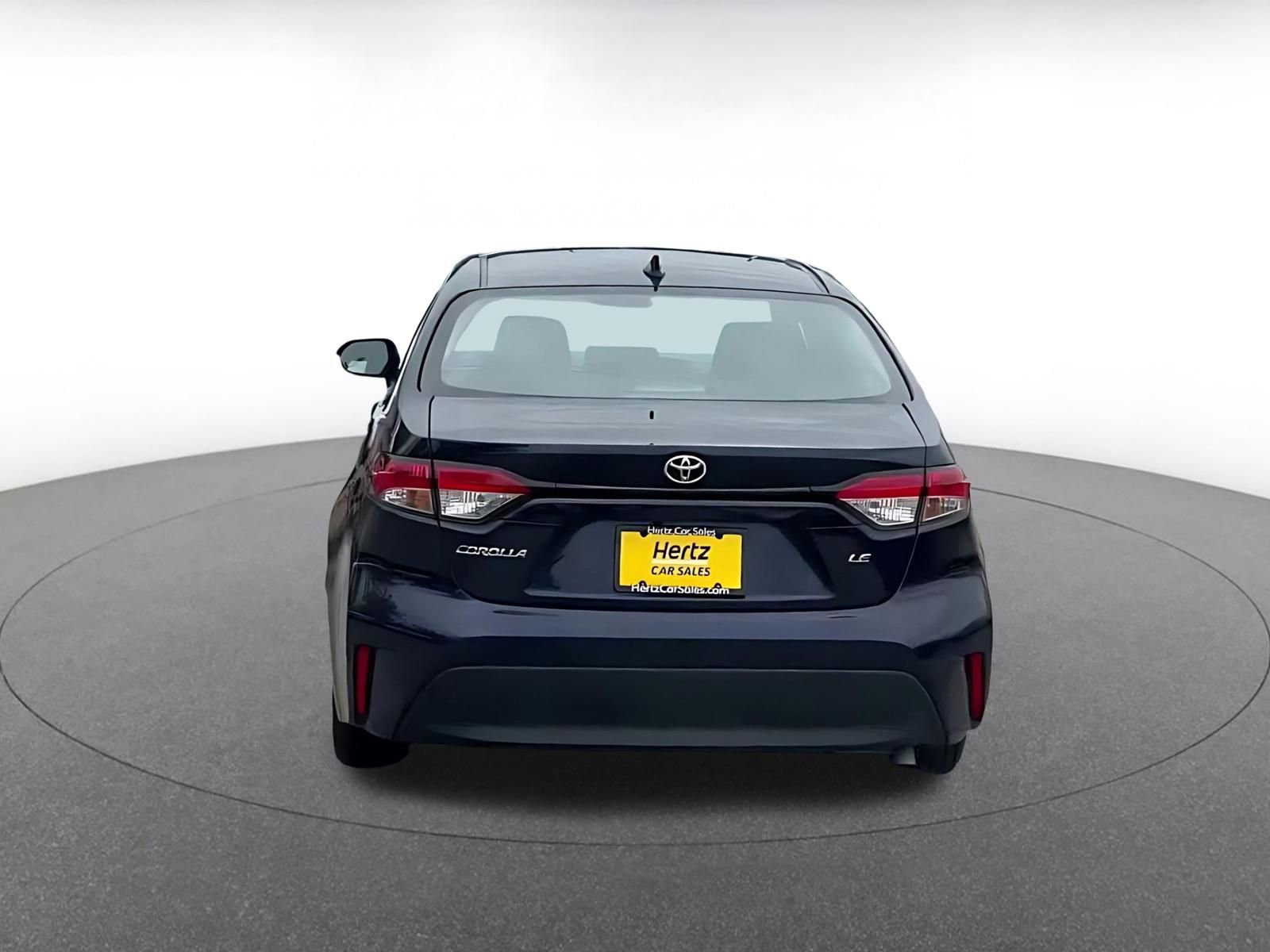 Used 2025 Toyota Corolla LE FWD image 12
