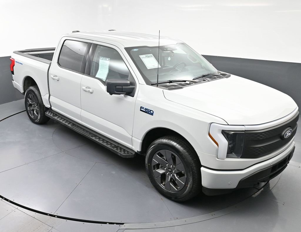 Used 2024 Ford F150 Lightning Flash w/ Max Trailer Tow Package image 42
