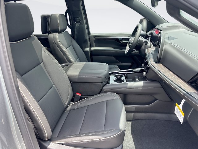 New 2026 Chevrolet Suburban Premier AWD/4WD image 27