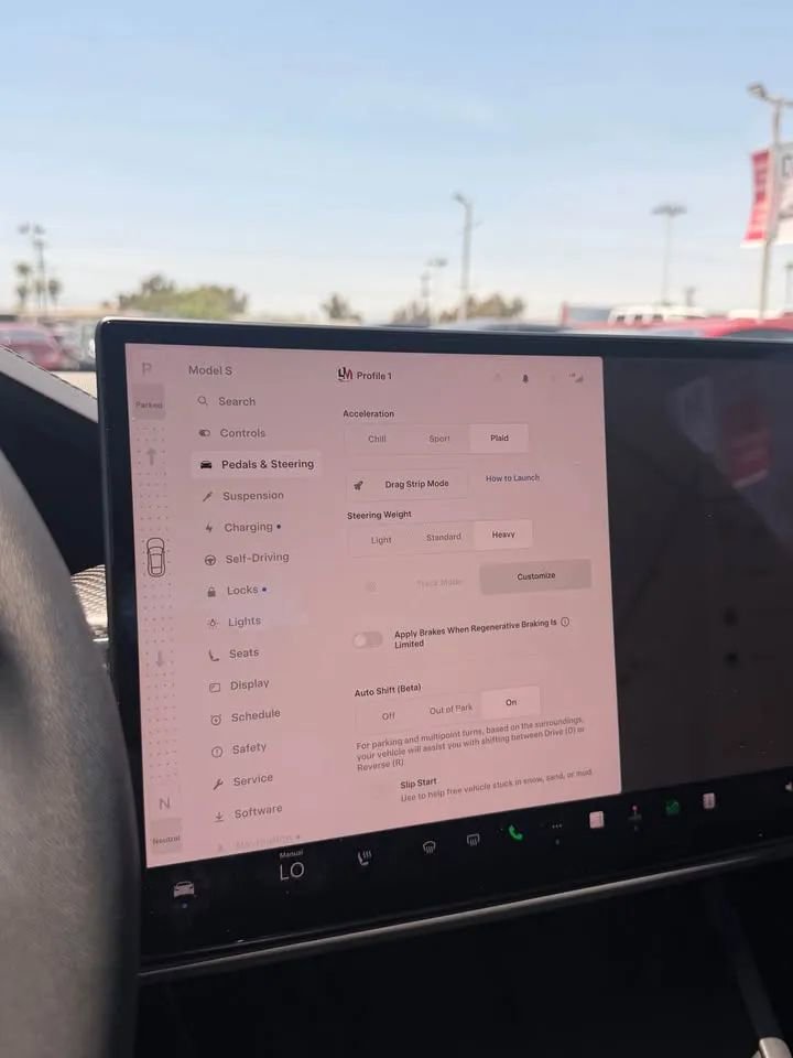 Used 2025 Tesla Model S Plaid AWD/4WD image 15