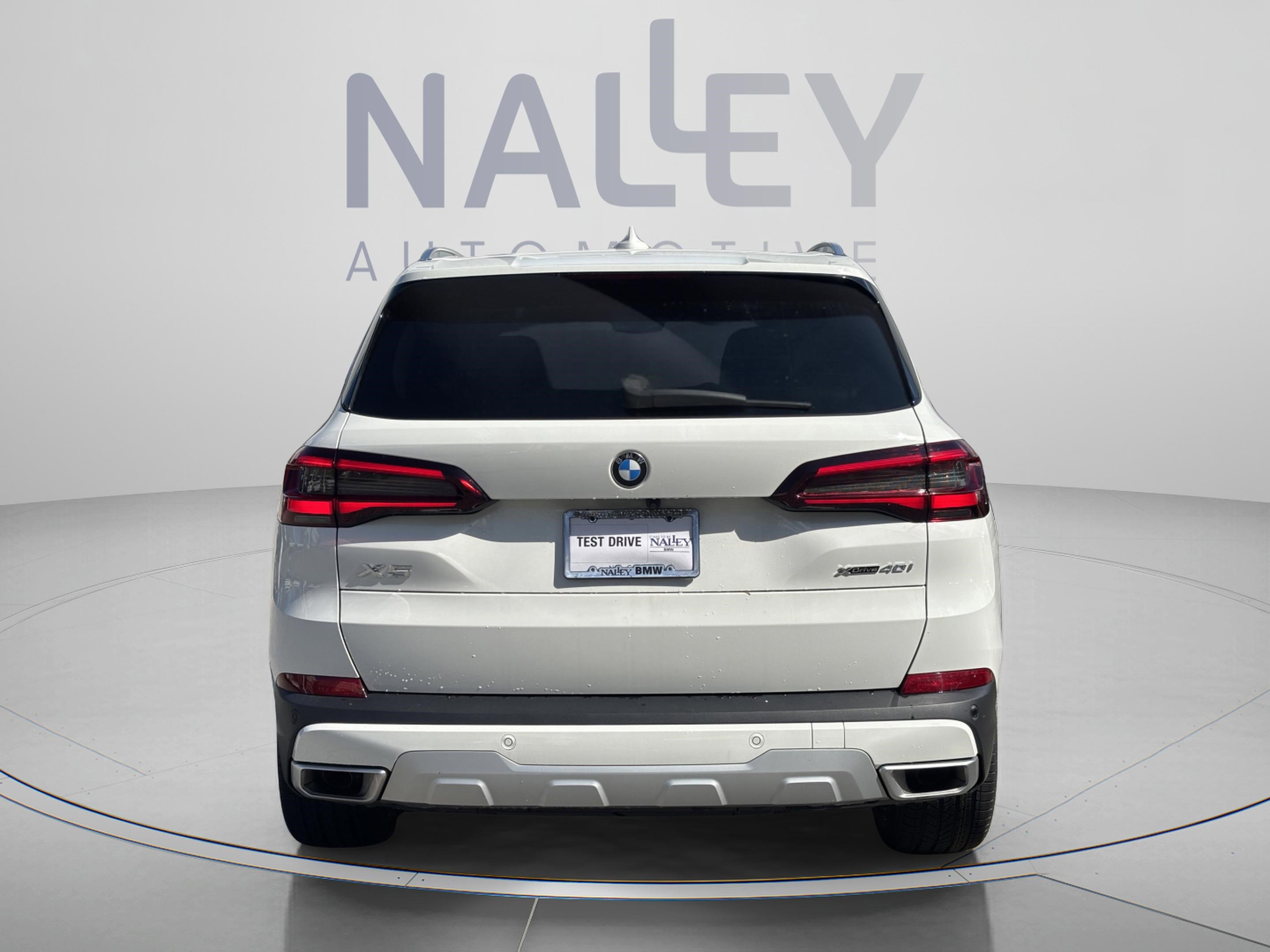 Certified 2023 BMW X5 xDrive40i w/ Premium Package AWD/4WD image 3