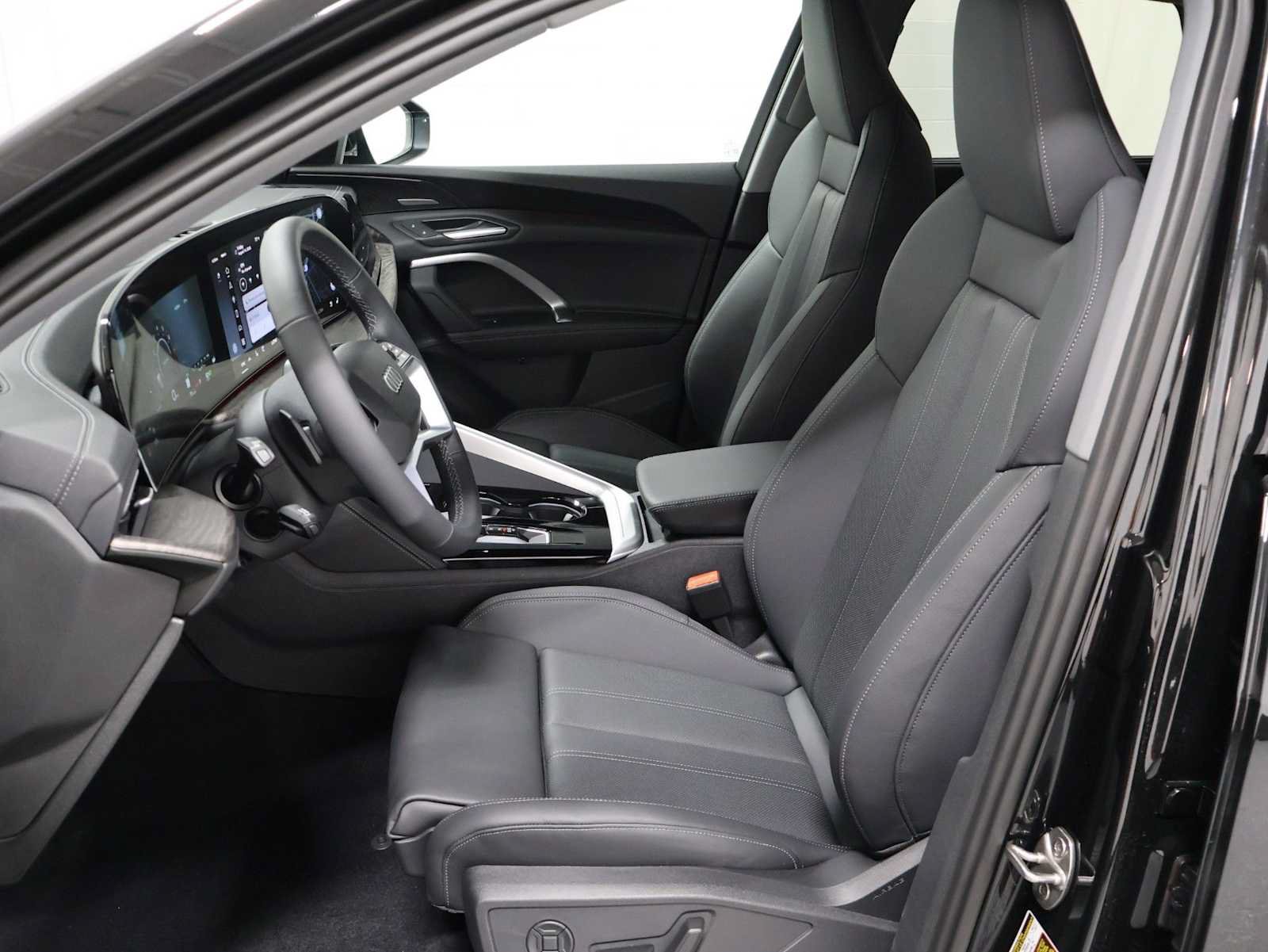 New 2026 Audi Q5 Premium Plus AWD/4WD image 5