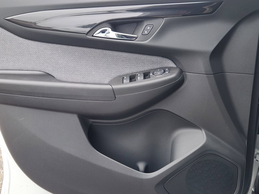 New 2026 Chevrolet TrailBlazer LT FWD image 17
