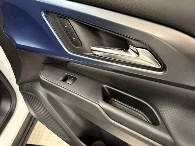 New 2026 Chevrolet Equinox EV LT image 21