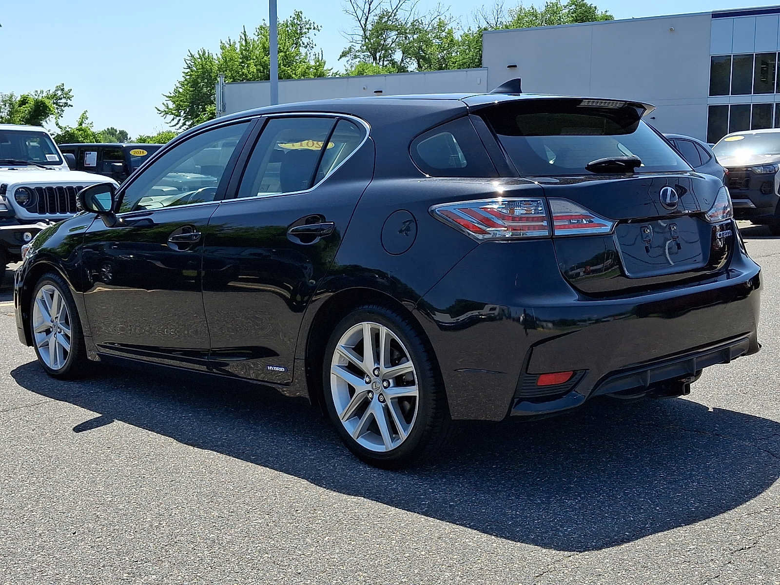Used 2017 Lexus CT 200h w/ Navigation System Package FWD image 4