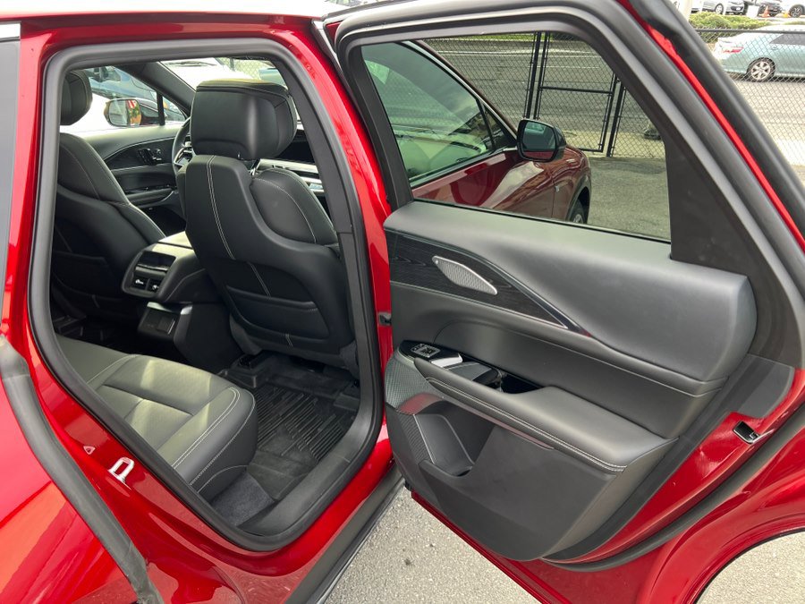 Used 2024 Cadillac Lyriq Luxury w/ LPO, Floor Liner Package image 43